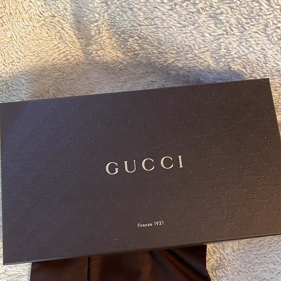 Gucci Lisbeth black patent peep toe pump 38.5 - Picture 6 of 6